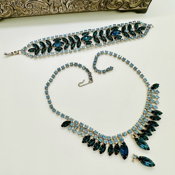 Vintage Blue Rhinestone Bracelet Set - Picture 1 of 15